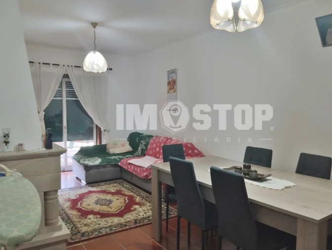 Apartamento T1 para Venda em Aguada de Cima Foto 6