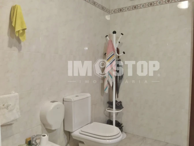Apartamento T1 para Venda em Aguada de Cima Foto 15