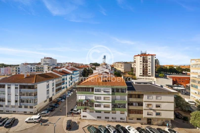 Apartamento T3 para Venda em Seixal, Arrentela e Aldeia de Paio Pires