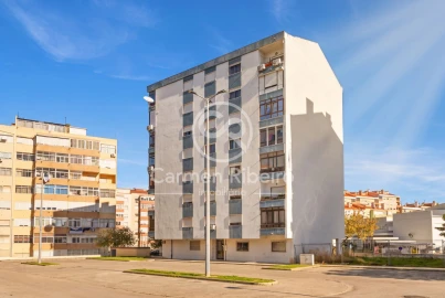 Apartamento T3 para Venda em Seixal, Arrentela e Aldeia de Paio Pires