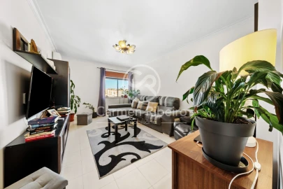 Apartamento T3 para Venda em Seixal, Arrentela e Aldeia de Paio Pires