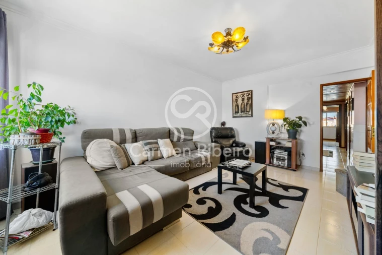 Apartamento T3 para Venda em Seixal, Arrentela e Aldeia de Paio Pires Foto 4