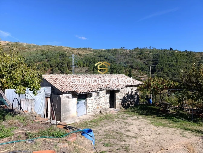 Quinta T0 para Venda em Teixoso e Sarzedo Foto 10