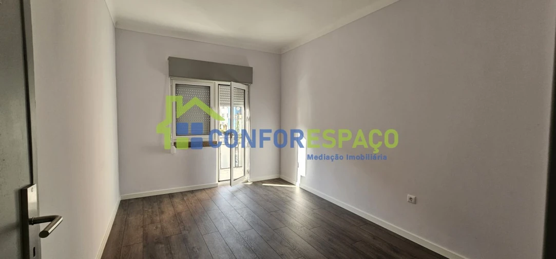 Apartamento T4 para Arrendamento em Castelo Branco Foto 14