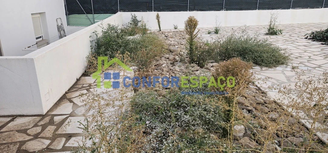 Apartamento T4 para Arrendamento em Castelo Branco Foto 25