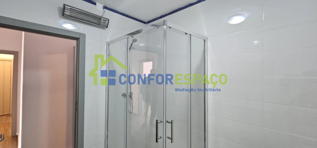Apartamento T4 para Arrendamento em Castelo Branco Foto 21