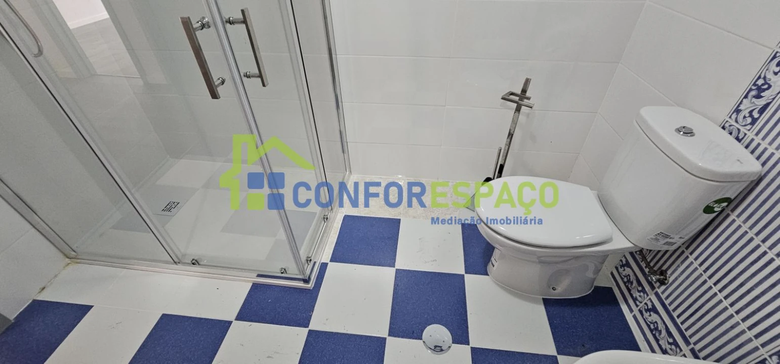 Apartamento T4 para Arrendamento em Castelo Branco Foto 22
