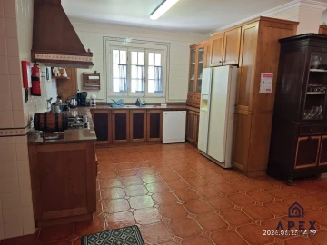 Quinta T4 para Venda em Carvoeira e Carmões