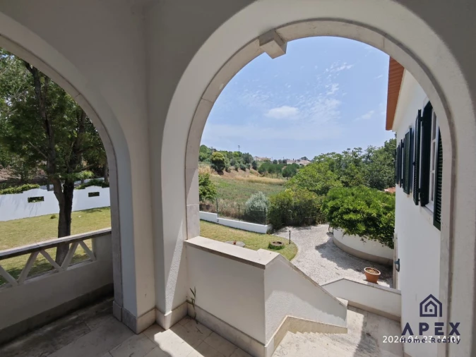 Quinta T4 para Venda em Carvoeira e Carmões Foto 40