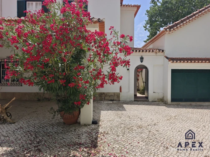 Quinta T4 para Venda em Carvoeira e Carmões Foto 29