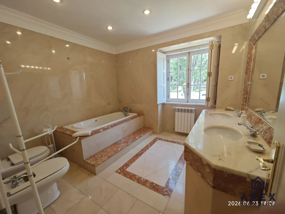 Quinta T4 para Venda em Carvoeira e Carmões Foto 41