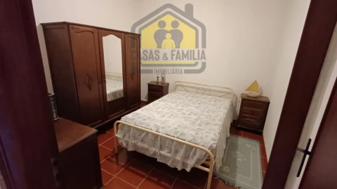 Moradia T3 para Venda em Olaia e Paço