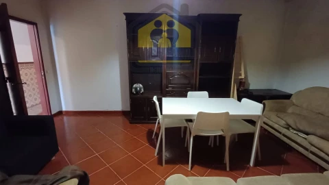 Moradia T3 para Venda em Olaia e Paço
