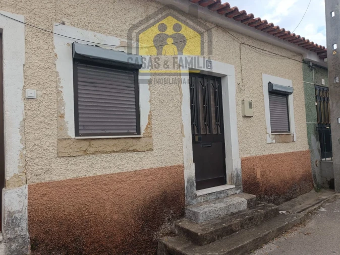 Moradia T3 para Venda em Olaia e Paço Foto 2