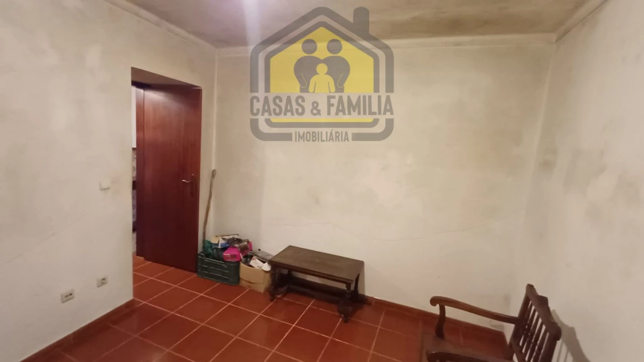 Moradia T3 para Venda em Olaia e Paço Foto 10