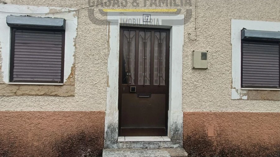 Moradia T3 para Venda em Olaia e Paço