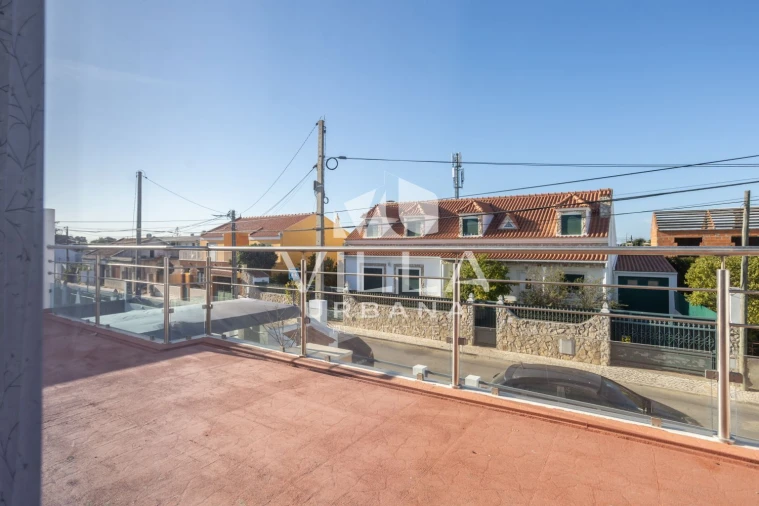 Moradia T3 para Venda em Quinta do Anjo Foto 46