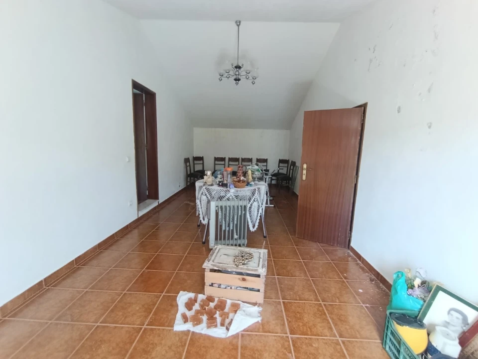 Moradia T5 para Venda em Carvalhal Foto 2
