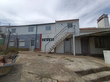 Moradia T5 para Venda em Carvalhal