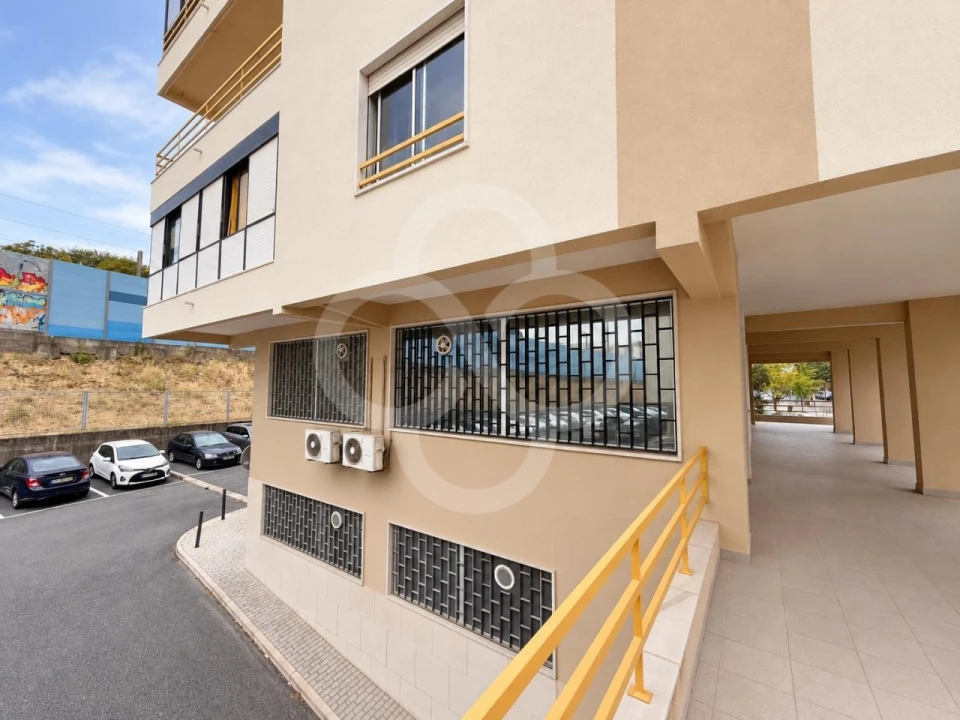 Apartamento T2 para Venda em Falagueira-Venda Nova Foto 4
