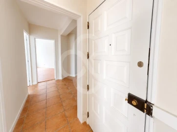 Apartamento T3 para Venda em Algueirão-Mem Martins