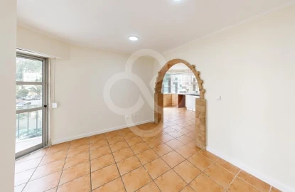 Apartamento T3 para Venda em Algueirão-Mem Martins