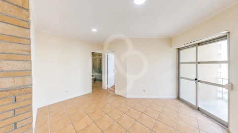 Apartamento T3 para Venda em Algueirão-Mem Martins