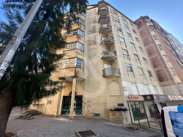 Apartamento T3 para Venda em Algueirão-Mem Martins