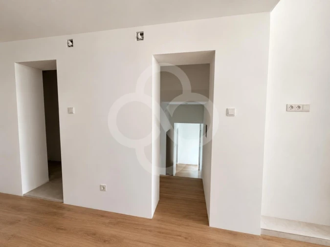 Apartamento T2 para Venda em Venteira Foto 9