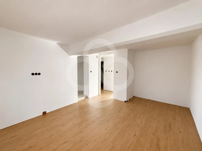 Apartamento T2 para Venda em Venteira Foto 10