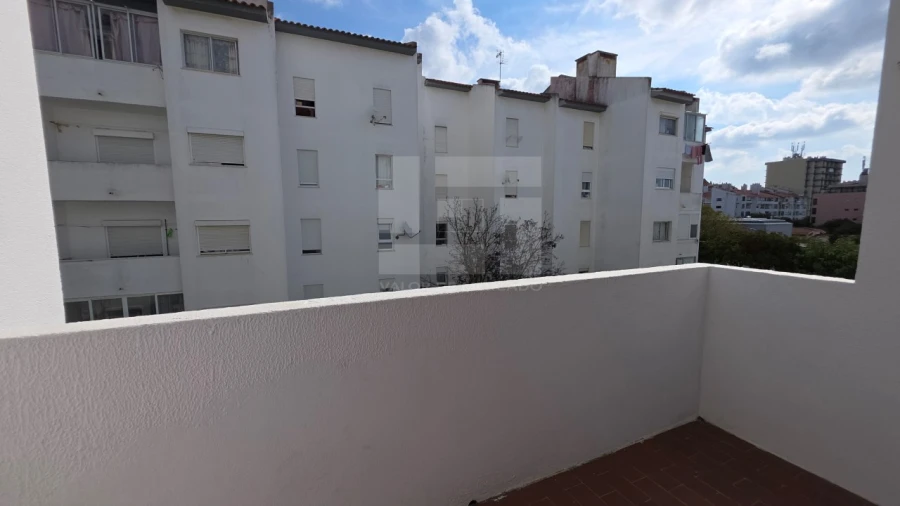 Apartamento T2 para Venda em Cascais e Estoril Foto 17