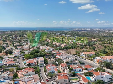 Terreno para Venda em Estômbar e Parchal