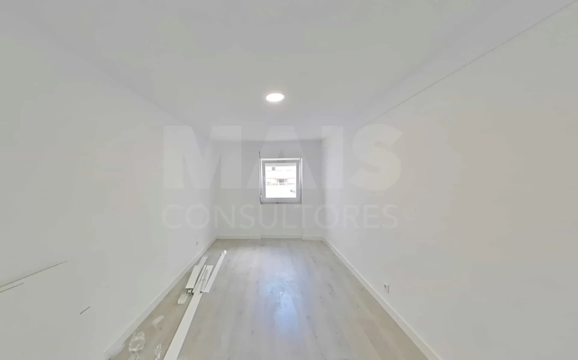 Apartamento T3 para Venda em Cacém e São Marcos Foto 9