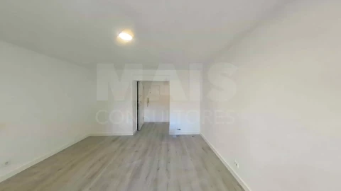 Apartamento T3 para Venda em Cacém e São Marcos