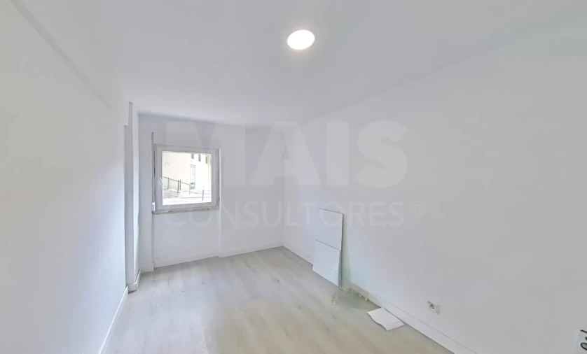 Apartamento T3 para Venda em Cacém e São Marcos Foto 12