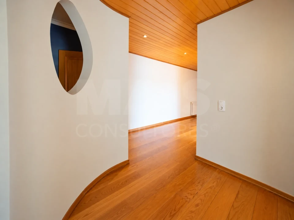Apartamento T2 para Venda em Arroios Foto 12