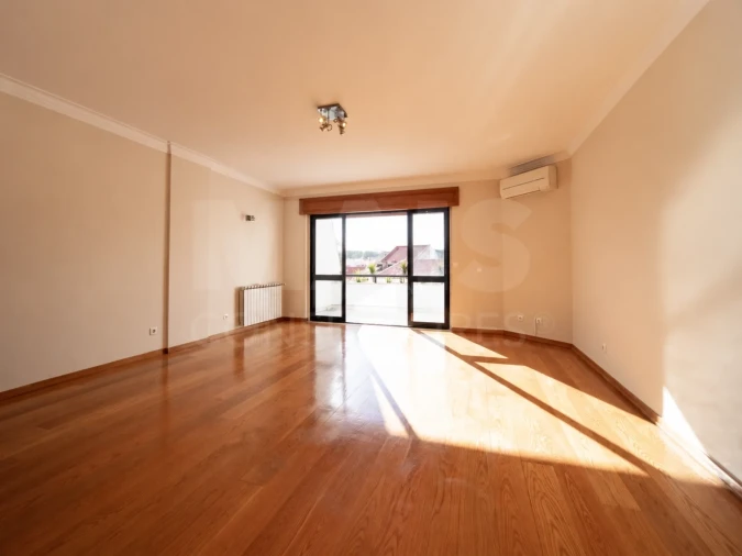 Apartamento T2 para Venda em Arroios Foto 2