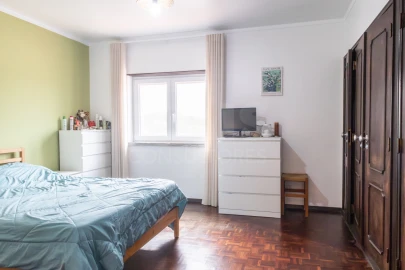 Apartamento T4 para Venda em Nossa Senhora do Pópulo, Coto e São Gregório