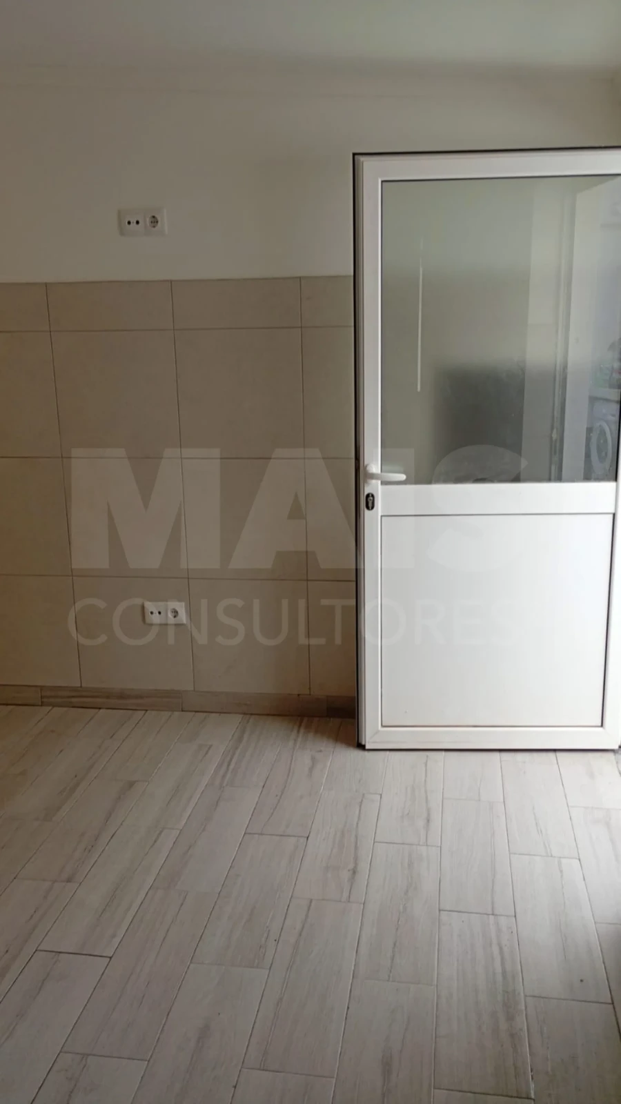Moradia T1 para Arrendamento em Nossa Senhora do Pópulo, Coto e São Gregório Foto 5