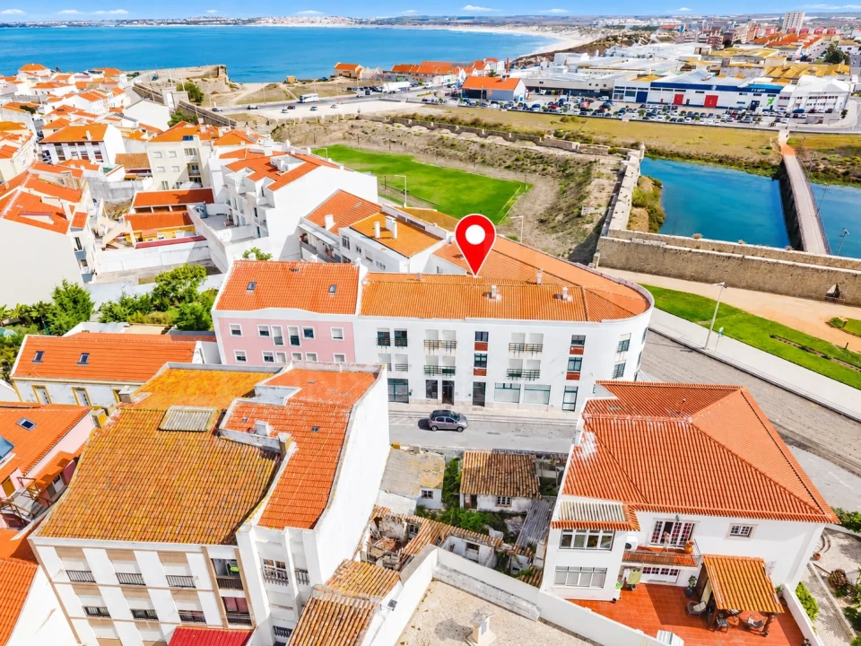 Apartamento para Venda em Peniche Foto 1