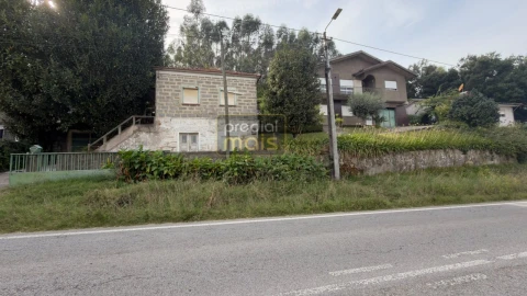 Moradia T5 para Venda em Brufe