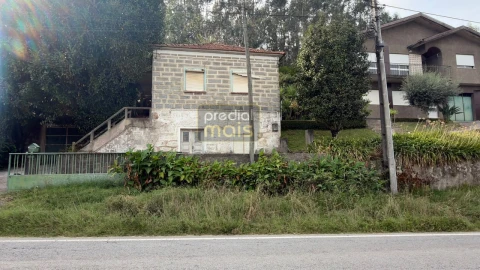 Moradia T5 para Venda em Brufe