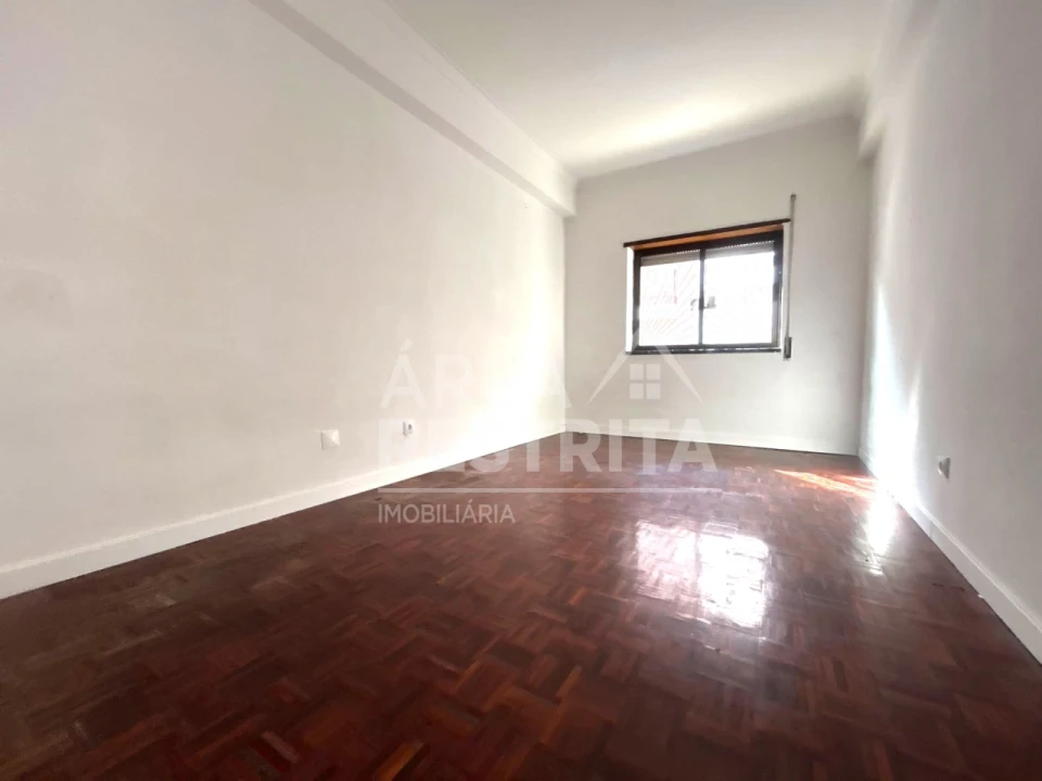 Apartamento T3 para Venda em Baixa da Banheira e Vale da Amoreira Foto 8