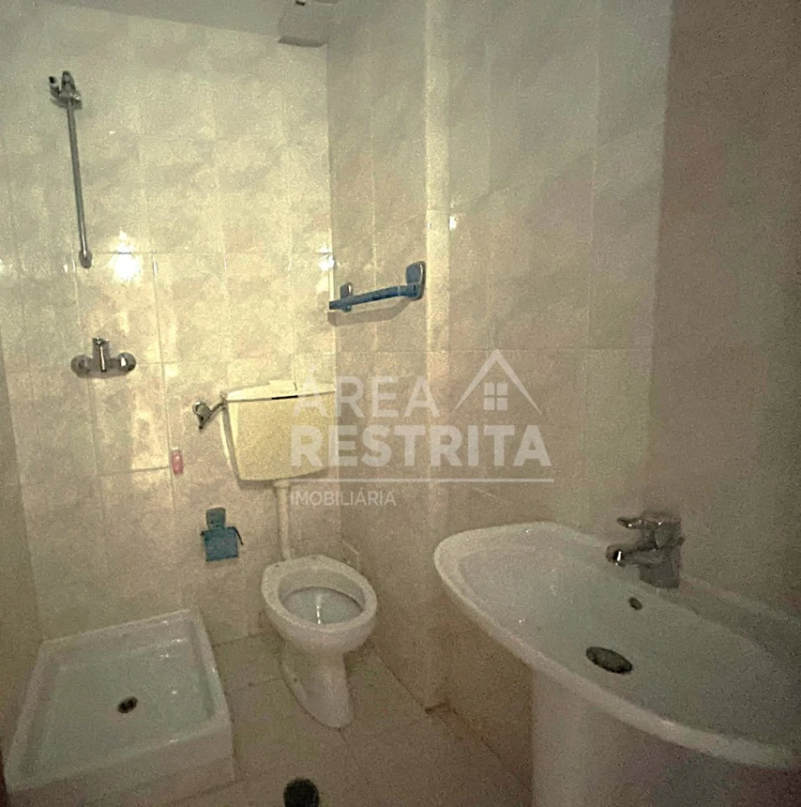 Apartamento T3 para Venda em Baixa da Banheira e Vale da Amoreira Foto 7