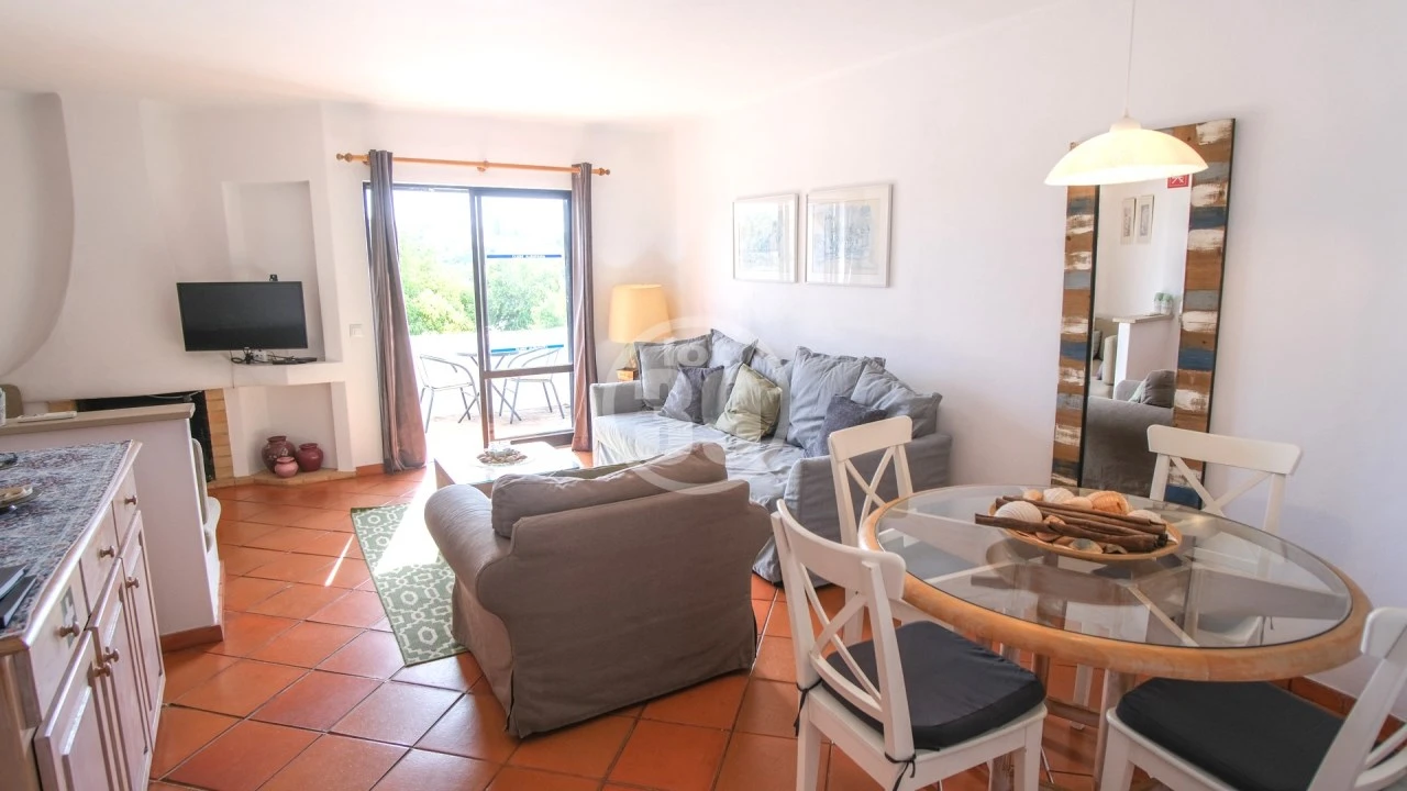 Apartamento T2 para Venda em Albufeira e Olhos de Água Foto 7