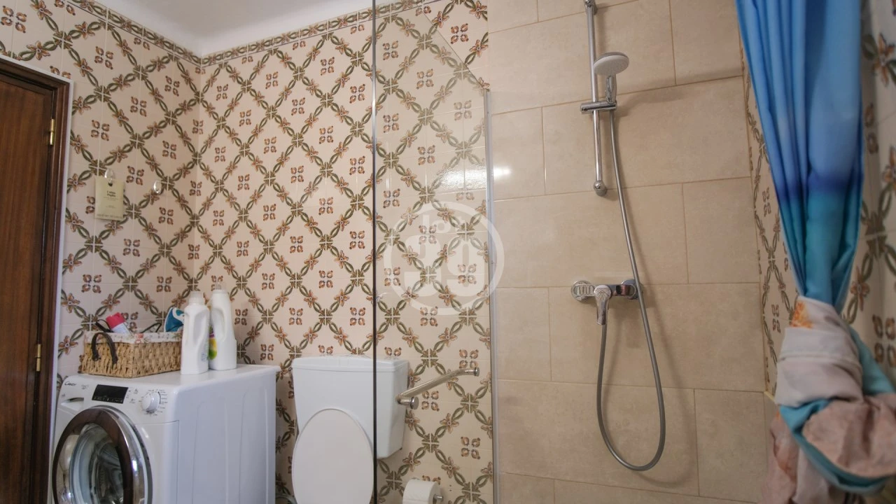Apartamento T2 para Venda em Albufeira e Olhos de Água Foto 28