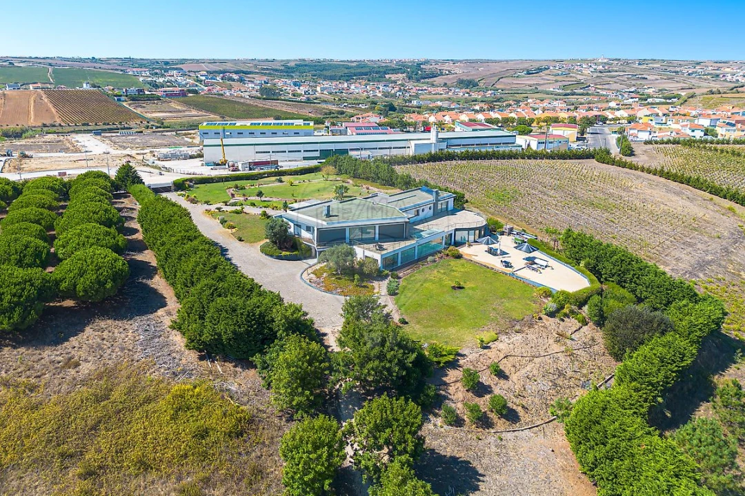 Moradia T6 para Venda em São Pedro da Cadeira Foto 45