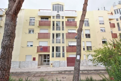 Apartamento T2 para Venda em Santa Iria de Azoia, São João da Talha e Bobadela