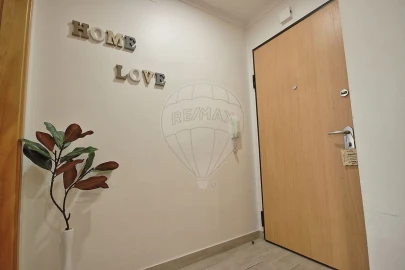 Apartamento T2 para Venda em Santa Iria de Azoia, São João da Talha e Bobadela