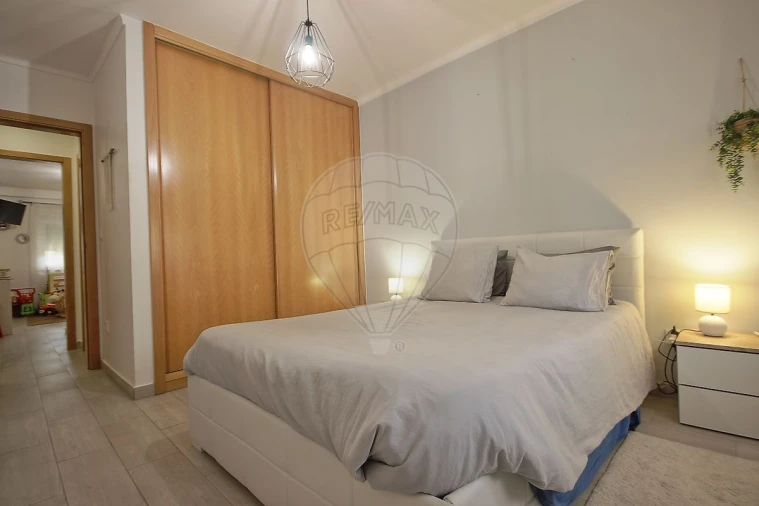 Apartamento T2 para Venda em Santa Iria de Azoia, São João da Talha e Bobadela Foto 20